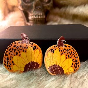Fall pumpkin/sunflower earrings